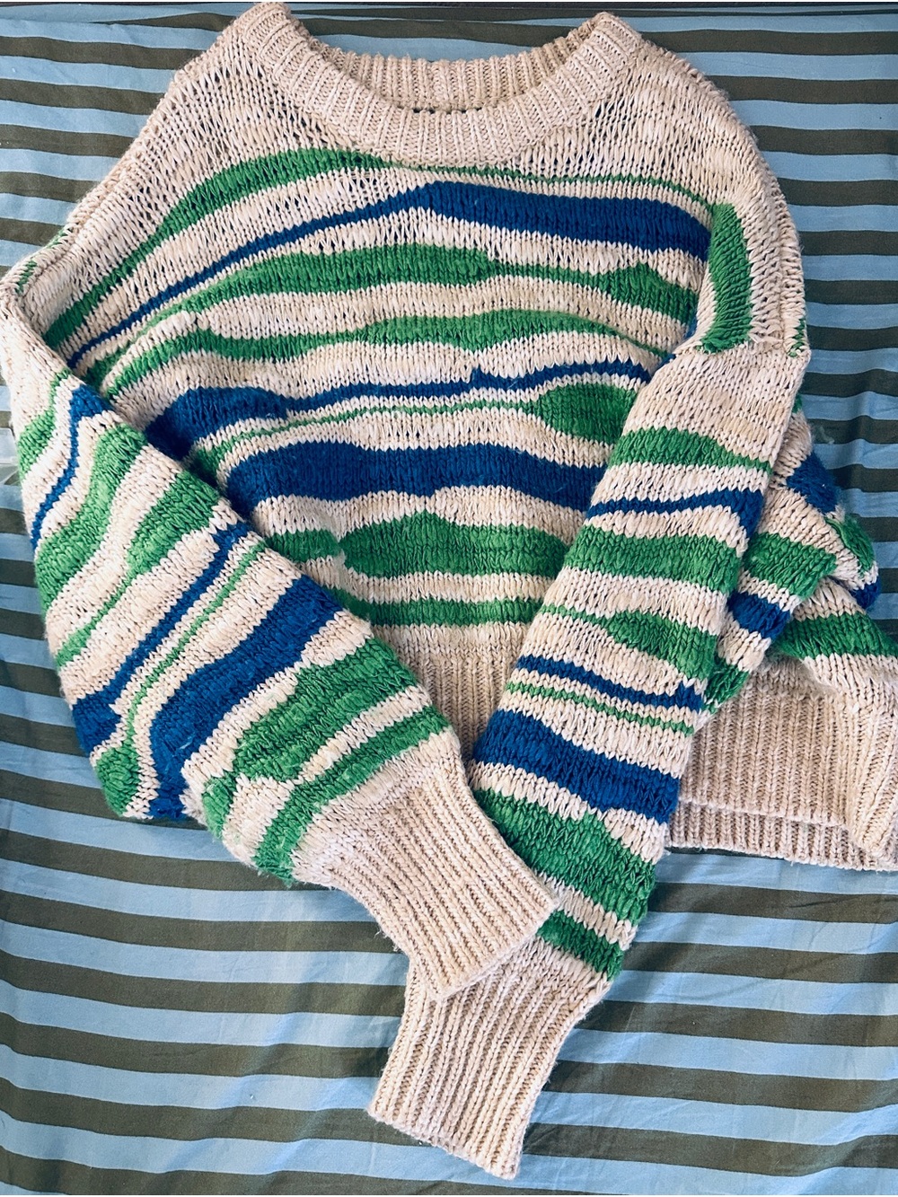Aerie Graphic Sweater in Cream, Blue & Green